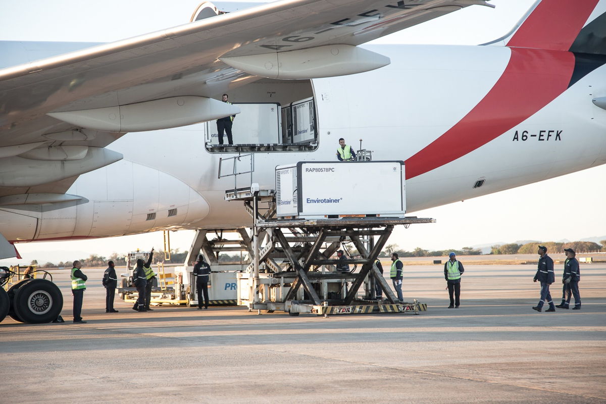 Emirates SkyCargo loading an Envirotainer of pharma product into a 777 freighter.