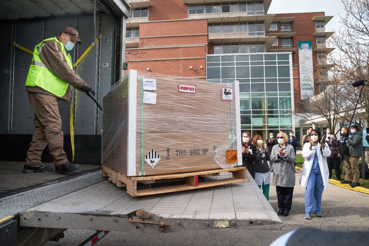 Weiss Memorial Hospital receives a shipment of VOCSN critical care ventilators Friday, April 17, 2020, in Chicago. The ventilators were produced at the General Motors manufacturing facility in Kokomo, Ind., through a partnership with Ventec Life Systems in response to the COVID-19 pandemic. (Photo by Nuccio DiNuzzo for General Motors)