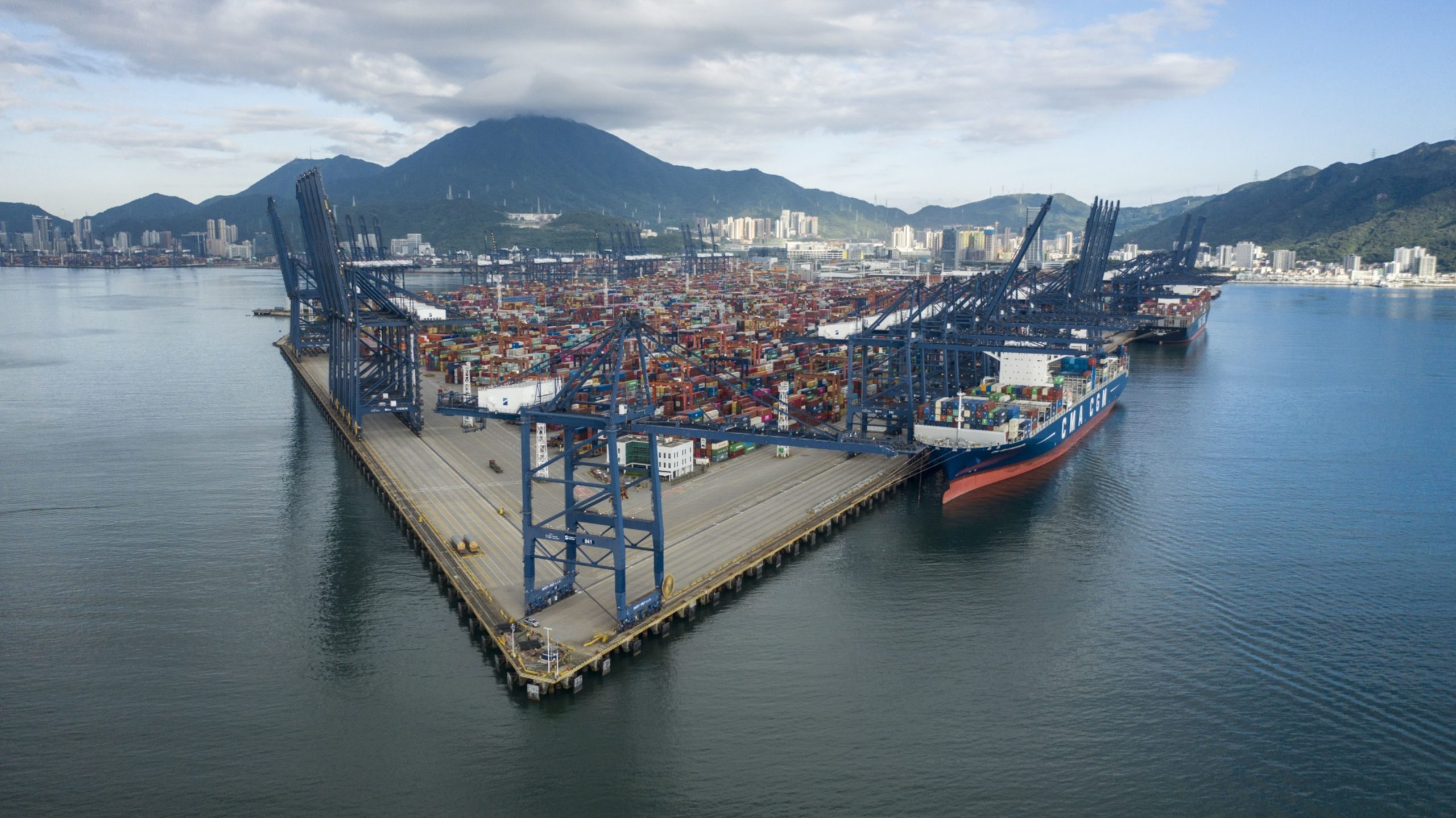 A container ship at the Yantian International Container Terminals in Shenzhen. Photo: Bloomberg.