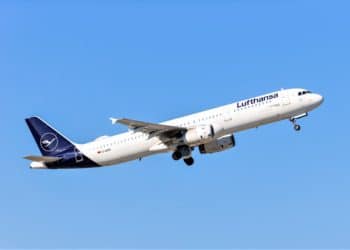 Lufthansa selects A321P2F on strong intra-European e-commerce