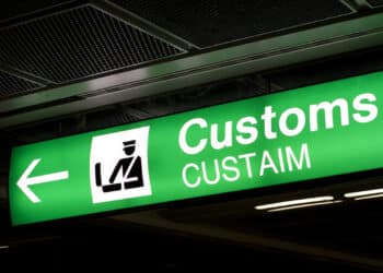 A customs sign at an airport